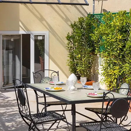 Amazing Domus Ruspoli Roma